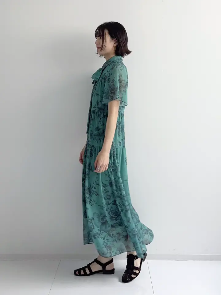 GRACE CONTINENTAL Hikaru Okada コーディネート画像