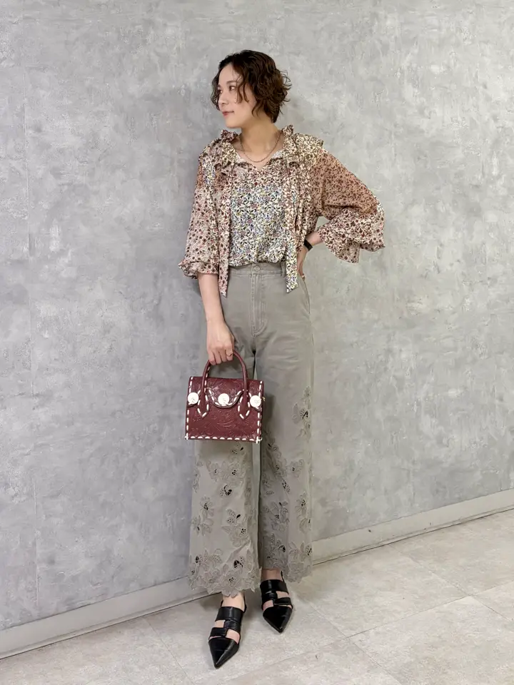 GRACE CONTINENTAL 亀田 未希 コーディネート画像