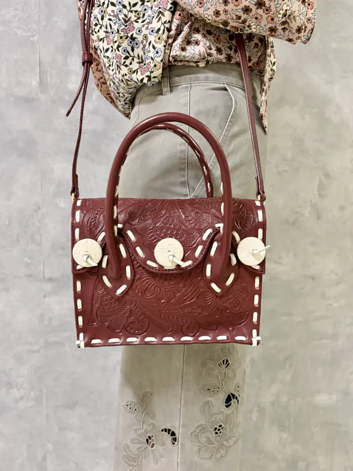 GRACE CONTINENTAL 亀田 未希 コーディネート画像