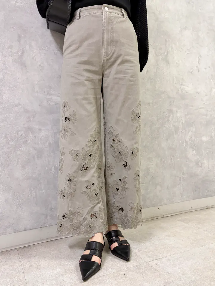 GRACE CONTINENTAL 亀田 未希 コーディネート画像