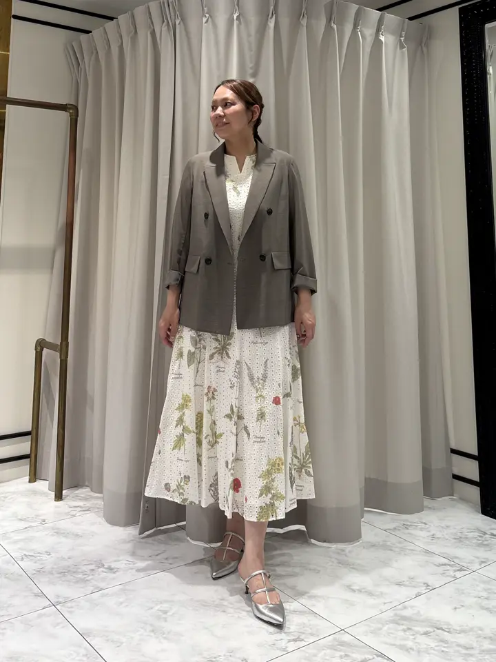 GRACE CONTINENTAL 泉　敦子 コーディネート画像