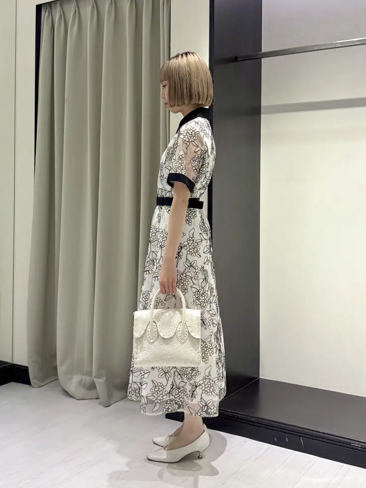 GRACE CONTINENTAL Abe コーディネート画像