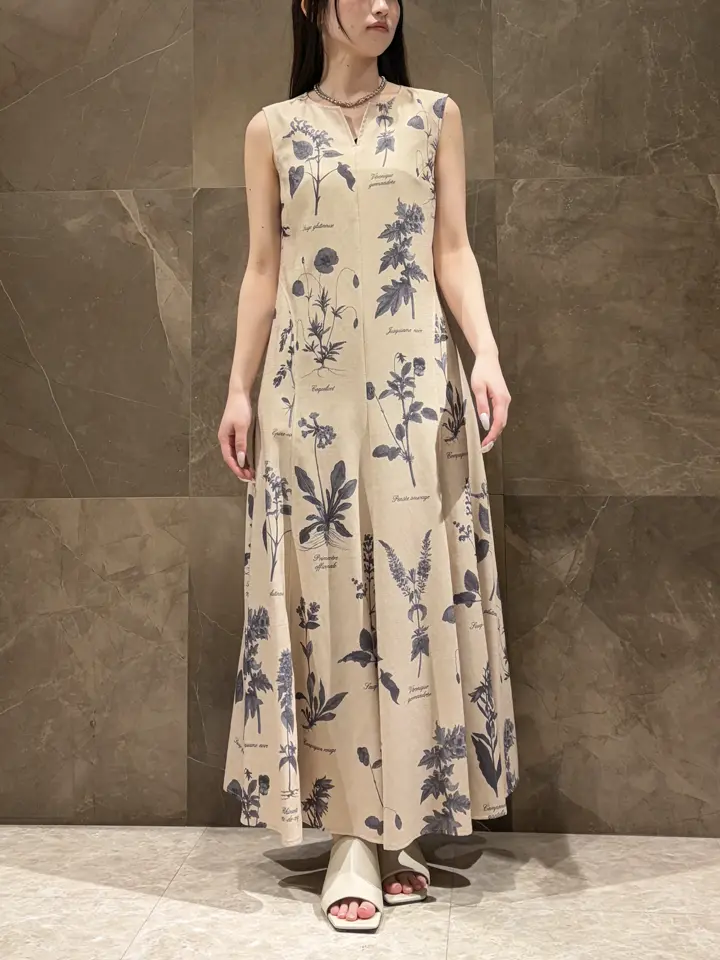 GRACE CONTINENTAL Machi コーディネート画像