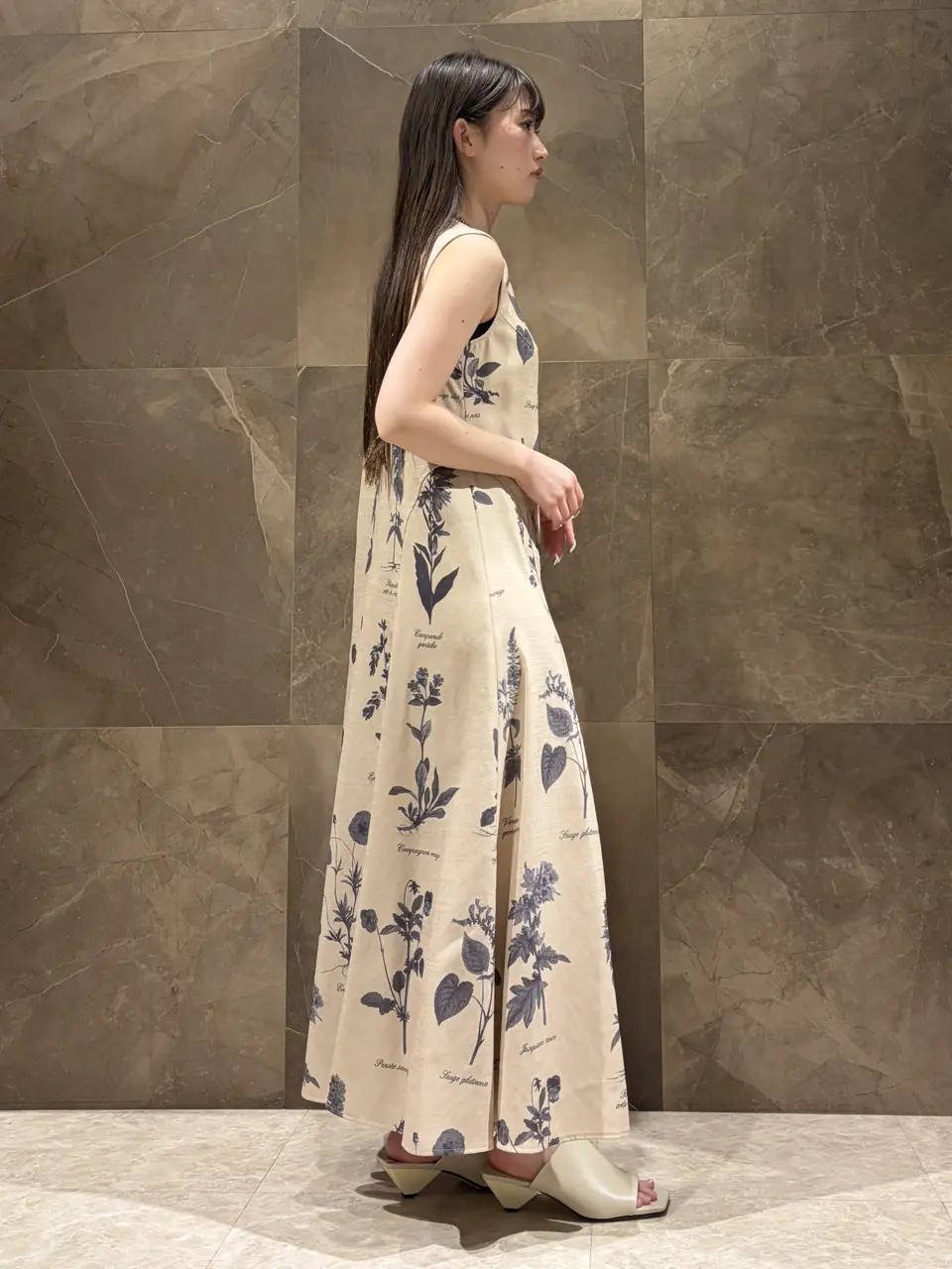 GRACE CONTINENTAL Machi コーディネート画像