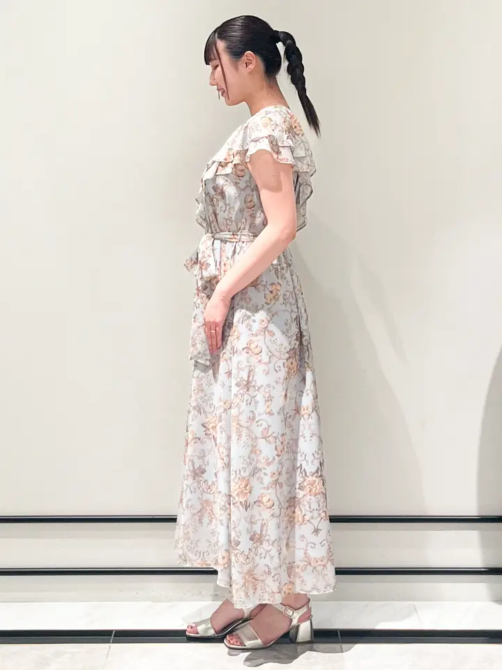 GRACE CONTINENTAL CHISAKO.S コーディネート画像