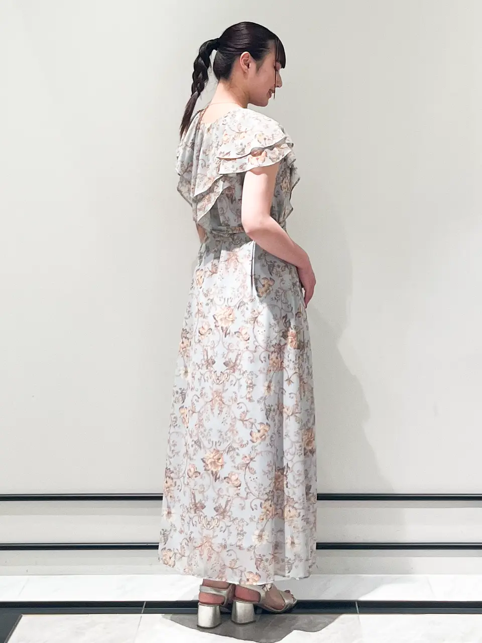 GRACE CONTINENTAL CHISAKO.S コーディネート画像