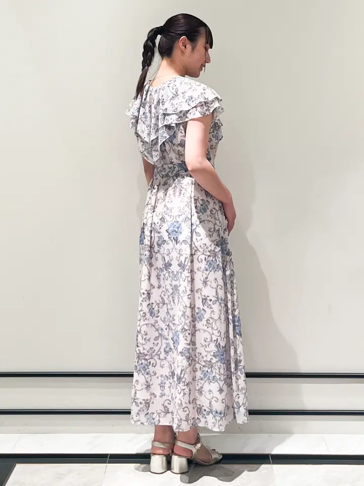 GRACE CONTINENTAL CHISAKO.S コーディネート画像