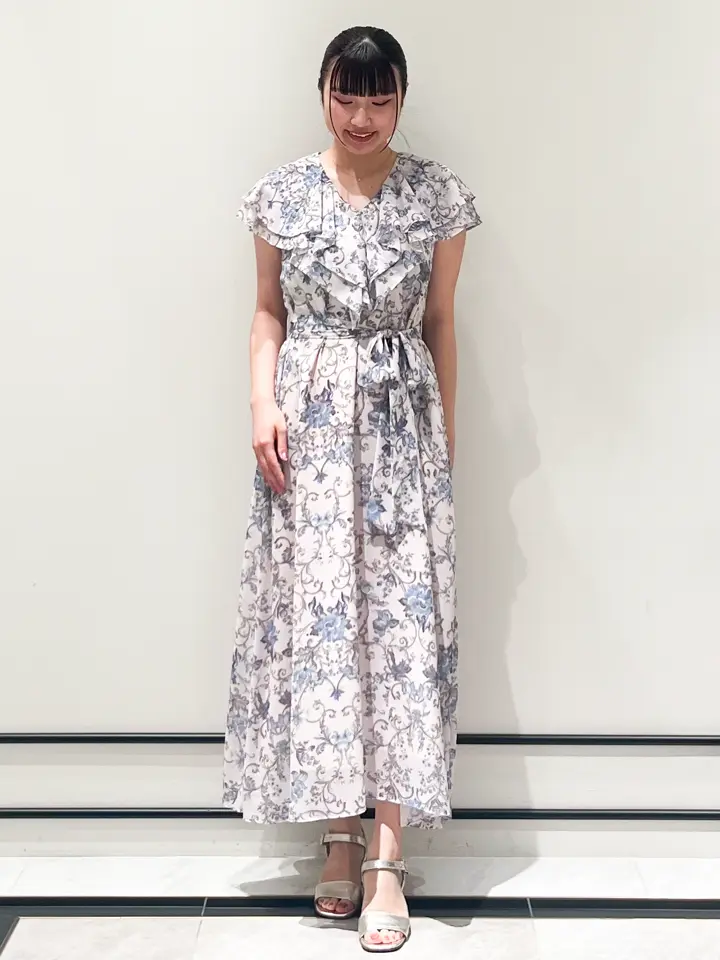 GRACE CONTINENTAL CHISAKO.S コーディネート画像