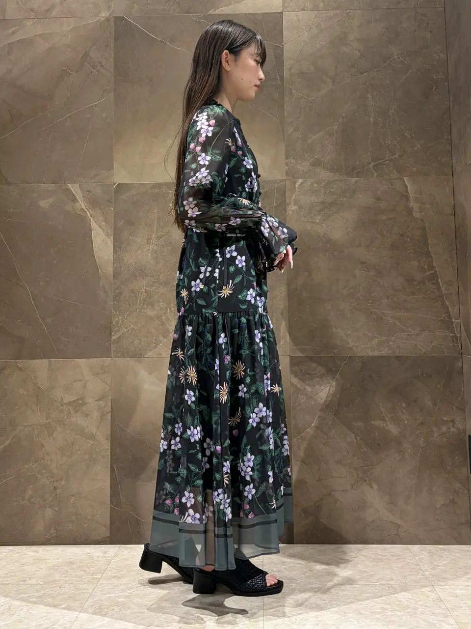 GRACE CONTINENTAL Machi コーディネート画像