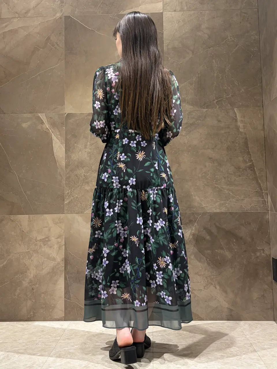 GRACE CONTINENTAL Machi コーディネート画像