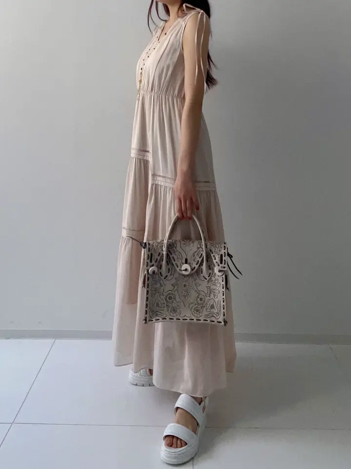 GRACE CONTINENTAL RIKO コーディネート画像