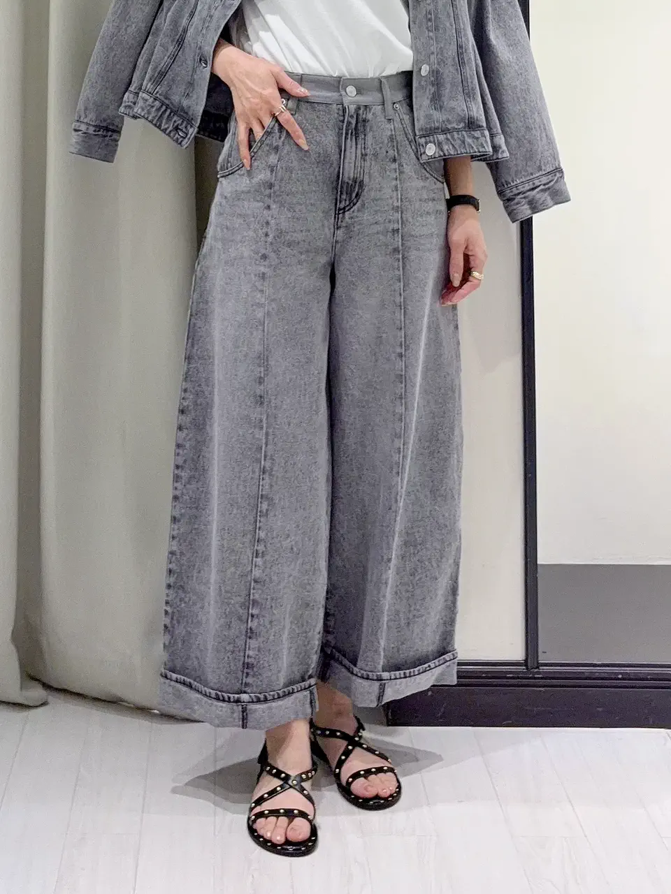 GRACE CONTINENTAL 亀田 未希 コーディネート画像