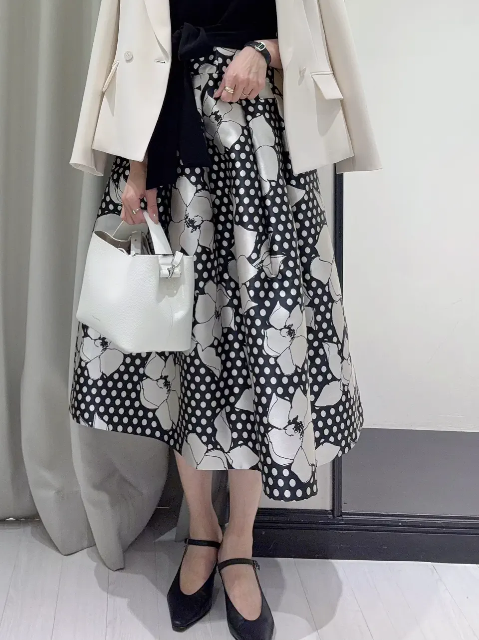 GRACE CONTINENTAL 亀田 未希 コーディネート画像