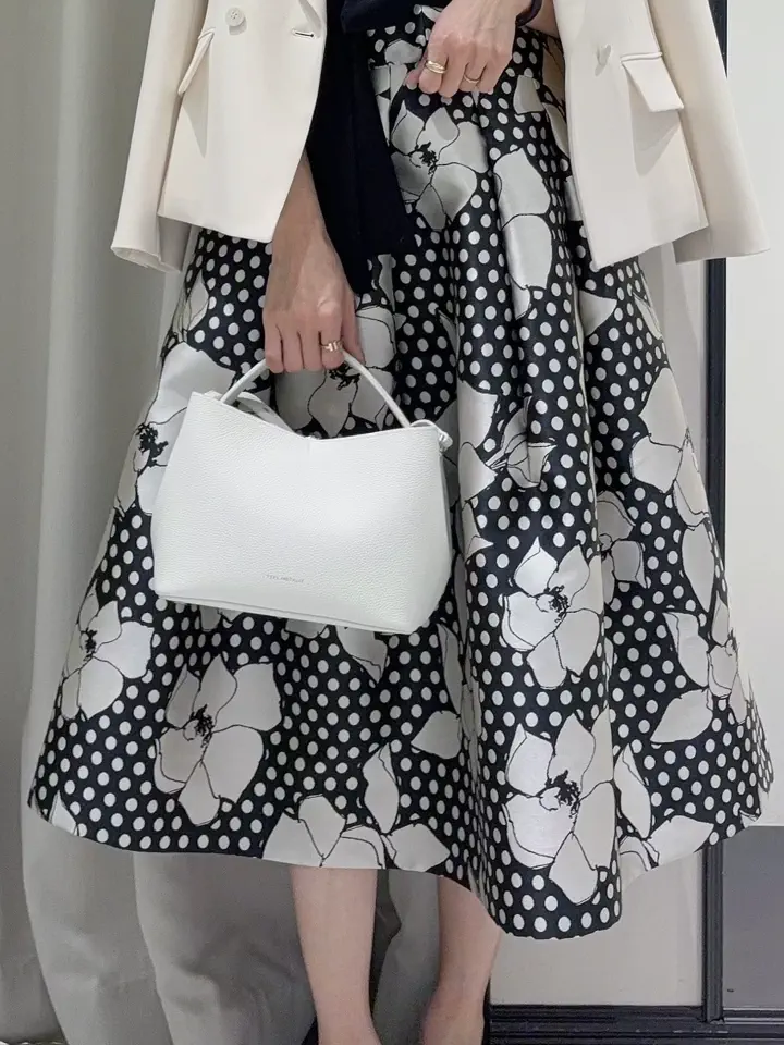 GRACE CONTINENTAL 亀田 未希 コーディネート画像