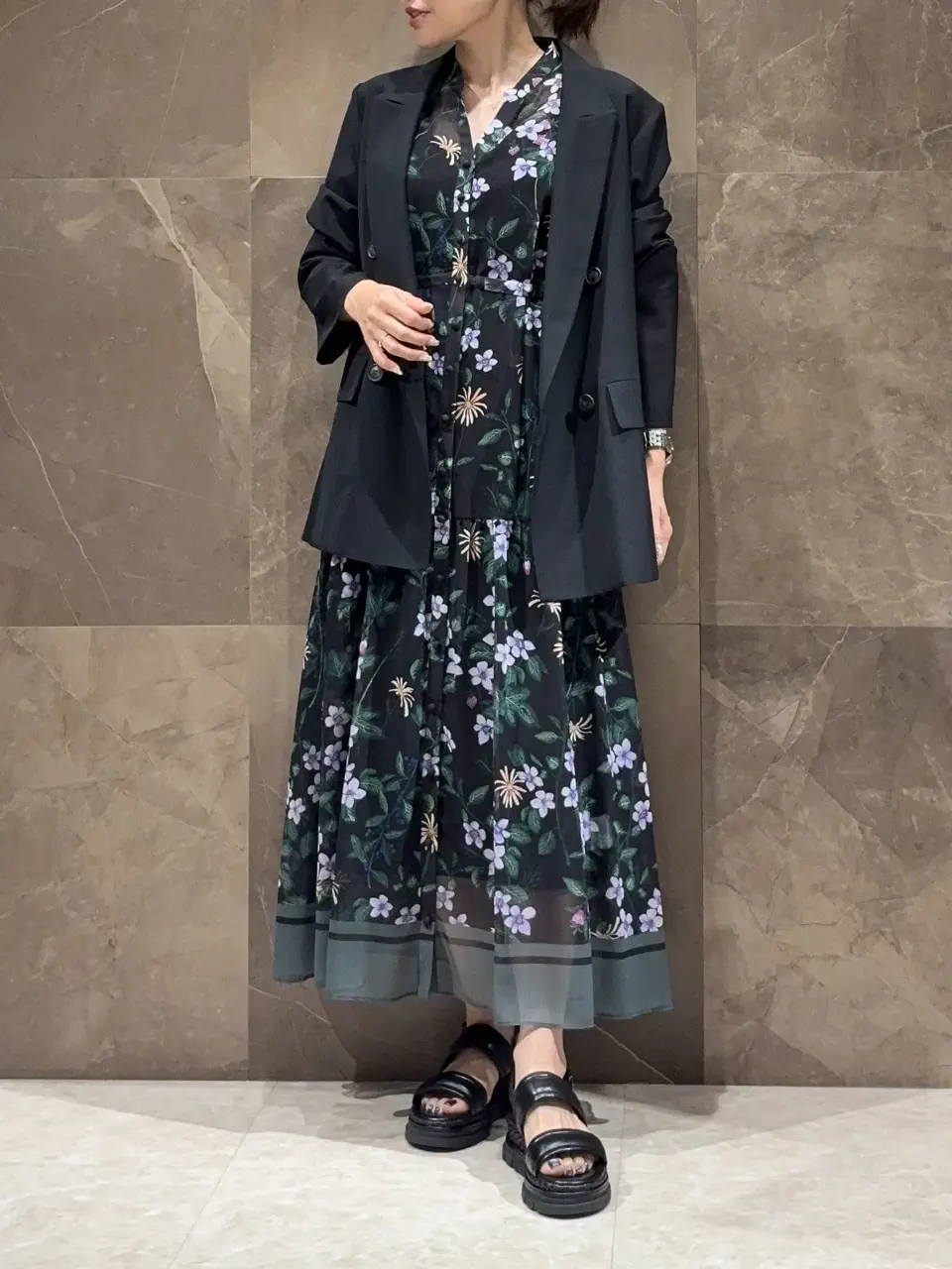 GRACE CONTINENTAL 穐山　香織 コーディネート画像