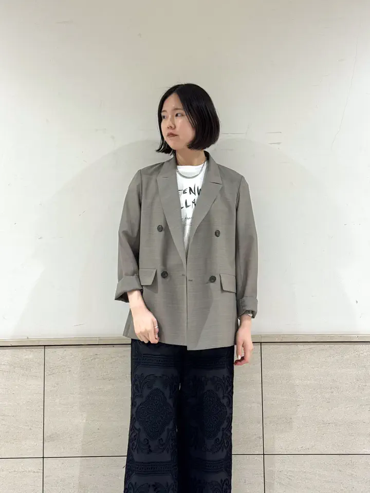 GRACE CONTINENTAL 伊藤　静華 コーディネート画像