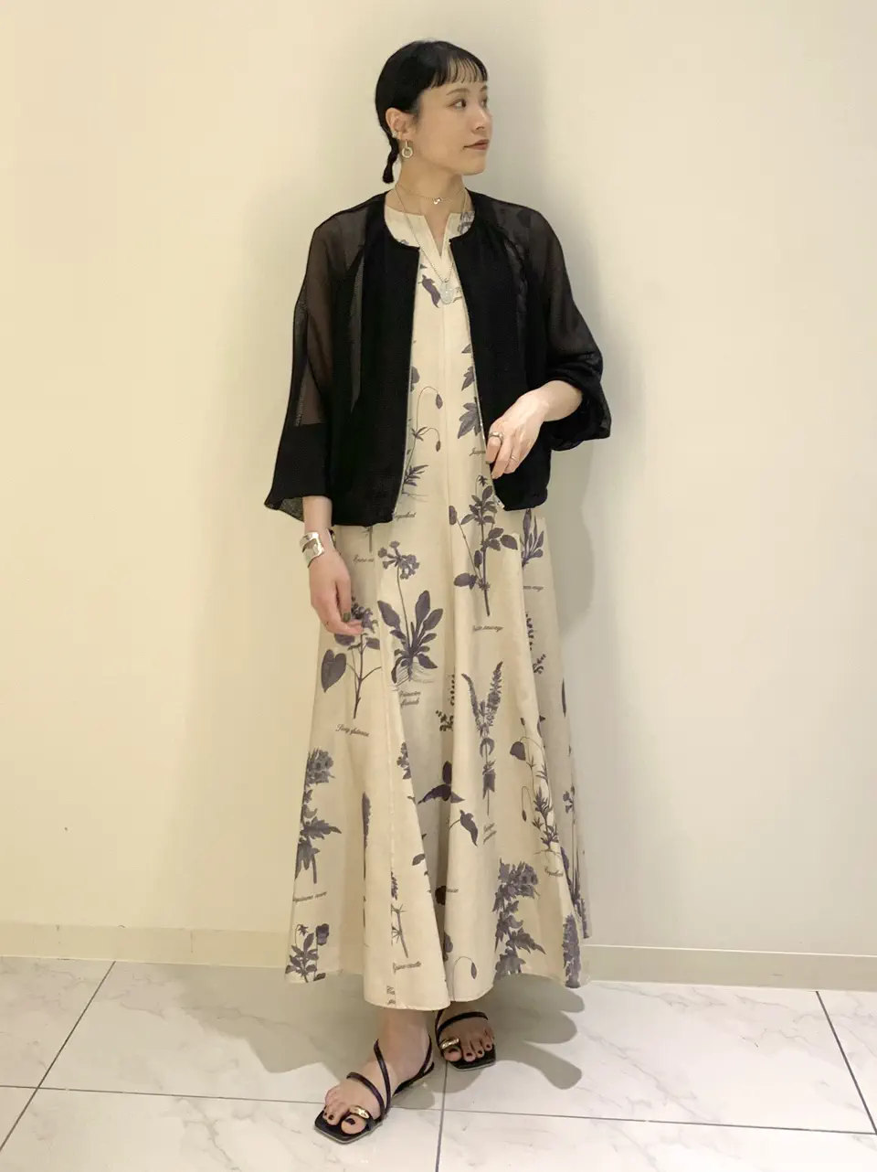  haruka iwasaki コーディネート画像