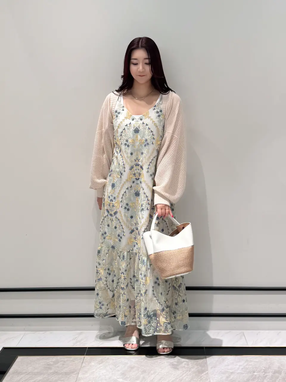  MOMOKO コーディネート画像