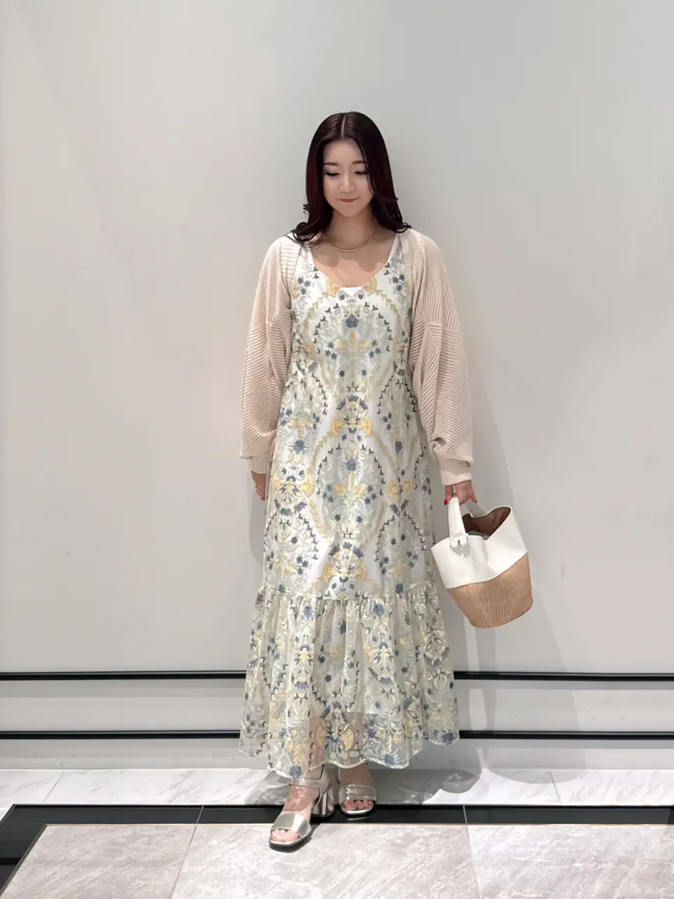 GRACE CONTINENTAL MOMOKO コーディネート画像