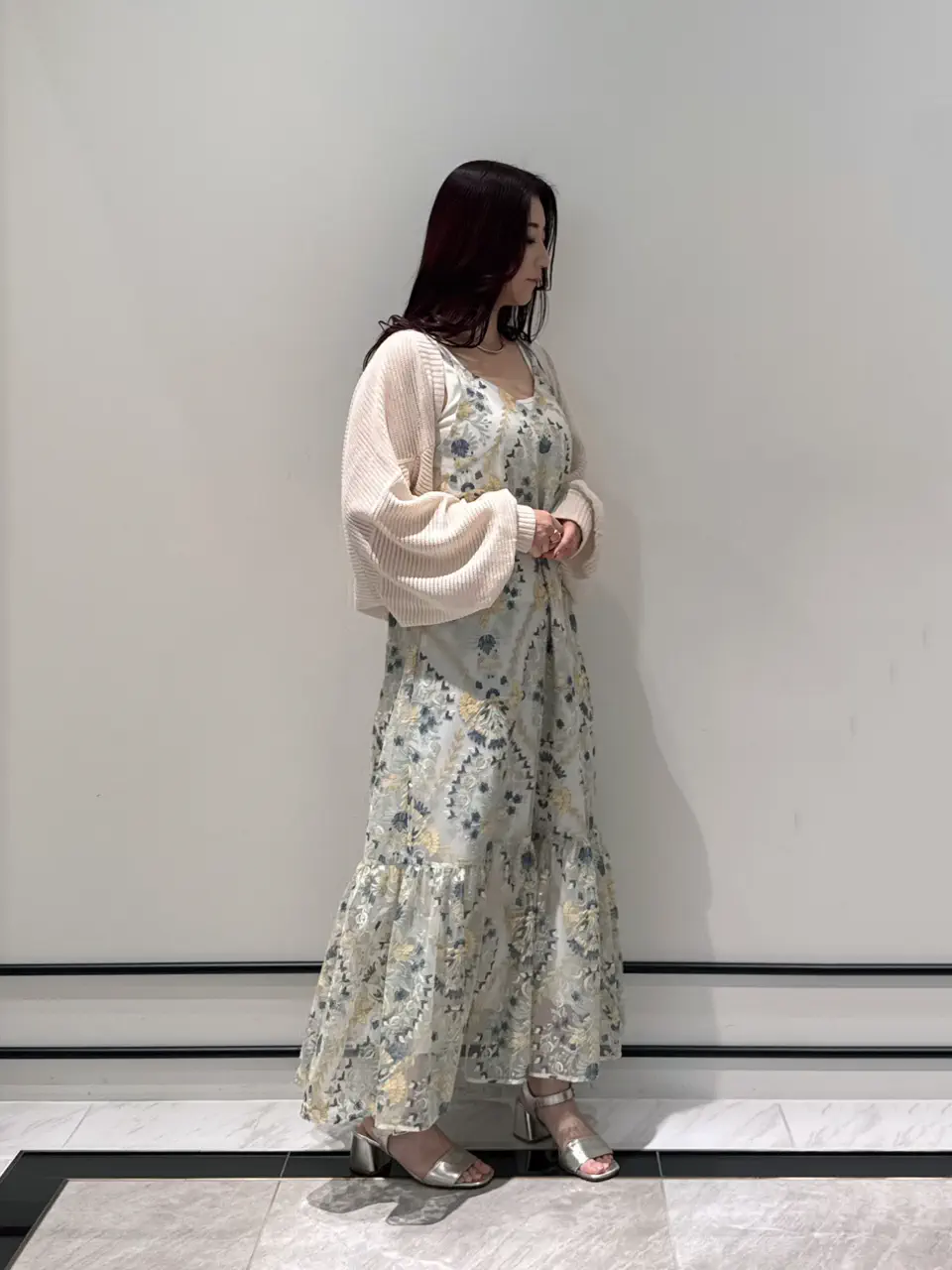 GRACE CONTINENTAL MOMOKO コーディネート画像