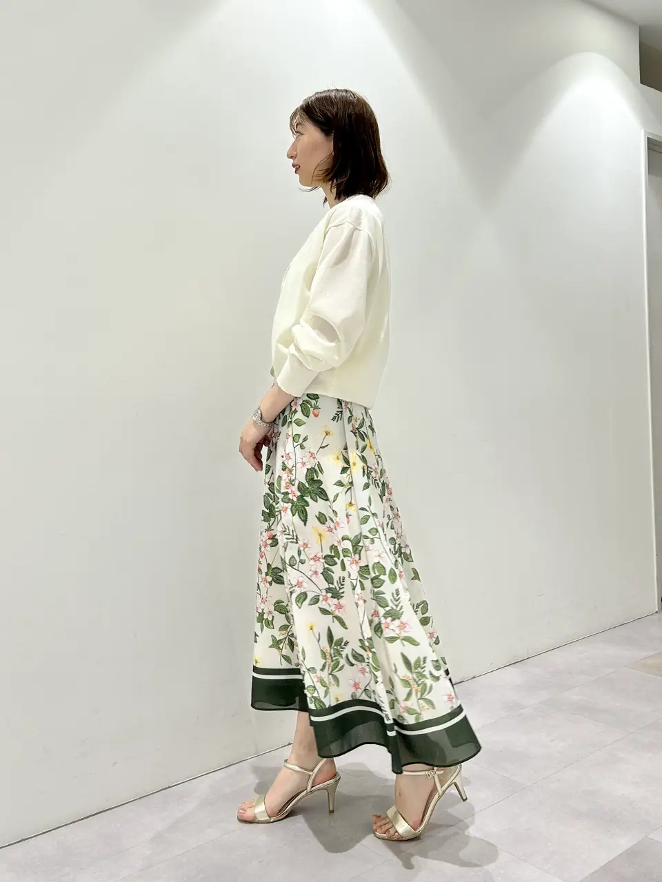 GRACE CONTINENTAL eri コーディネート画像