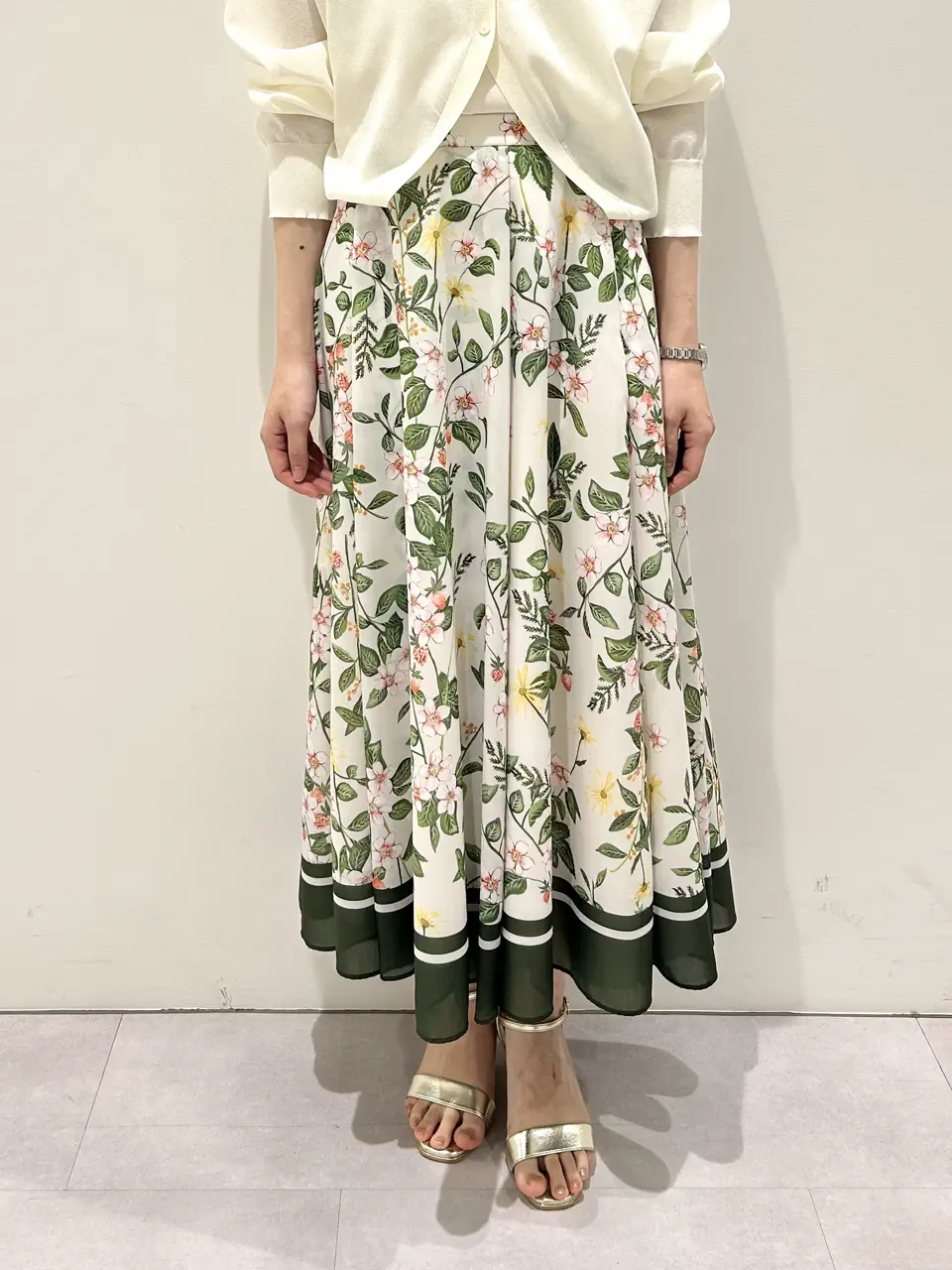 GRACE CONTINENTAL eri コーディネート画像