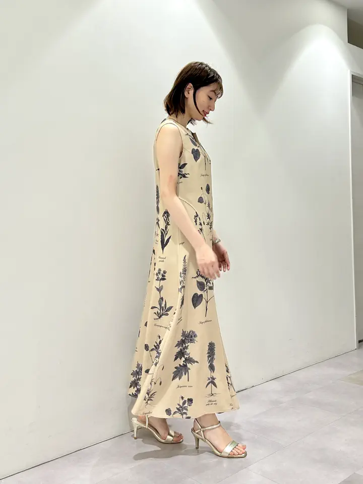 GRACE CONTINENTAL eri コーディネート画像