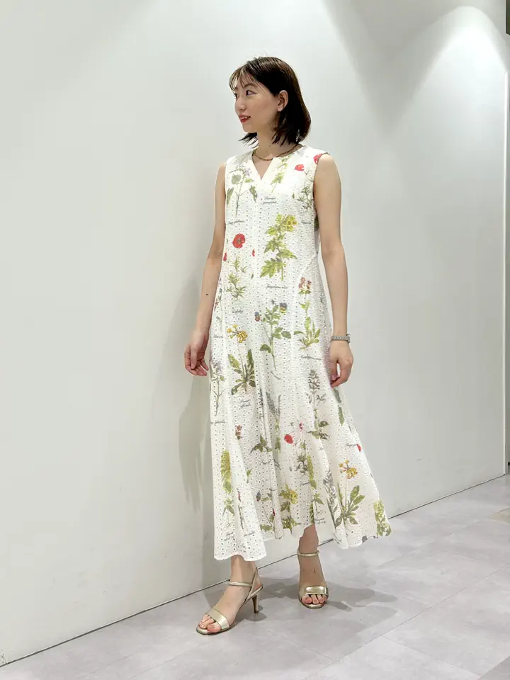 GRACE CONTINENTAL eri コーディネート画像