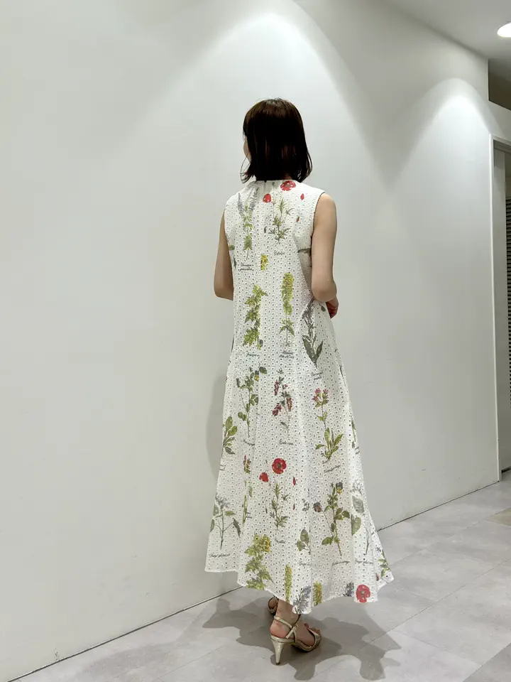 GRACE CONTINENTAL eri コーディネート画像