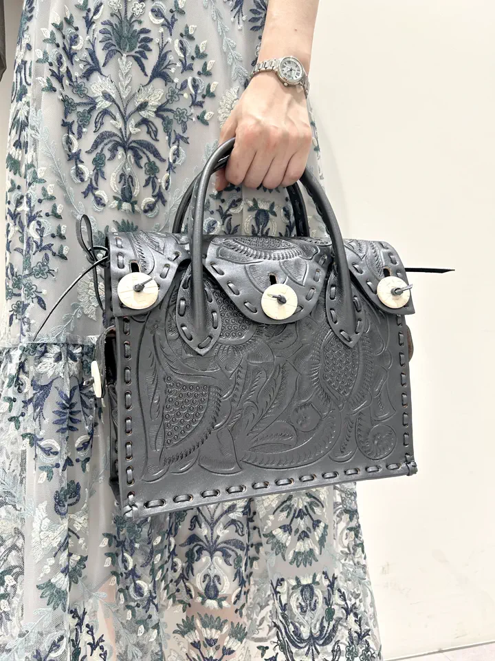 GRACE CONTINENTAL eri コーディネート画像