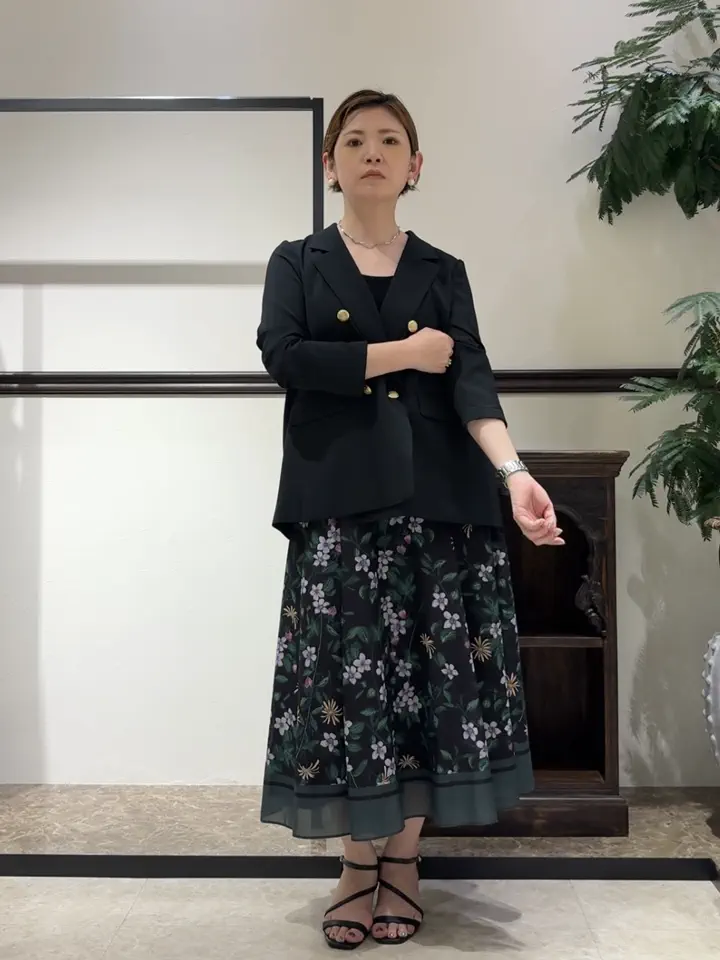 GRACE CONTINENTAL N.YURI コーディネート画像