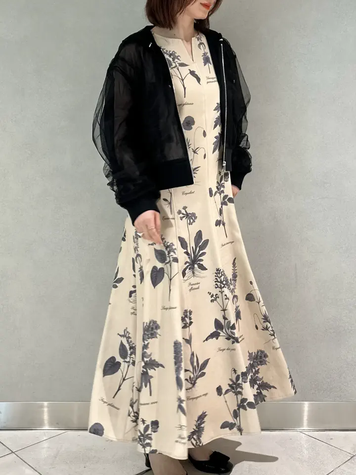 GRACE CONTINENTAL Kogane. コーディネート画像