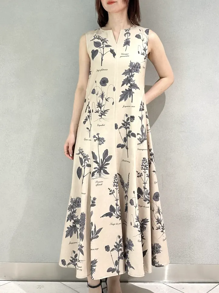 GRACE CONTINENTAL Kogane. コーディネート画像