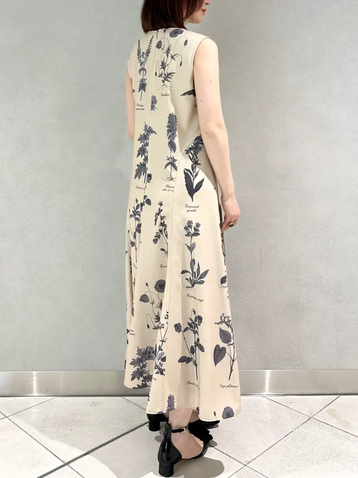 GRACE CONTINENTAL Kogane. コーディネート画像