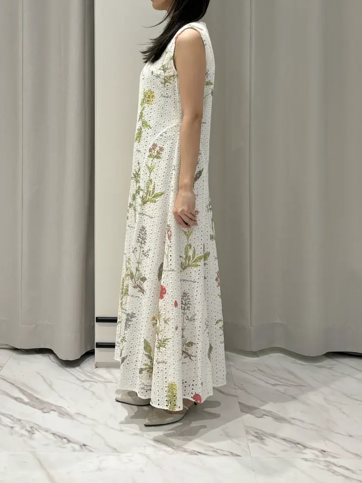 GRACE CONTINENTAL 山﨑 茉以 コーディネート画像