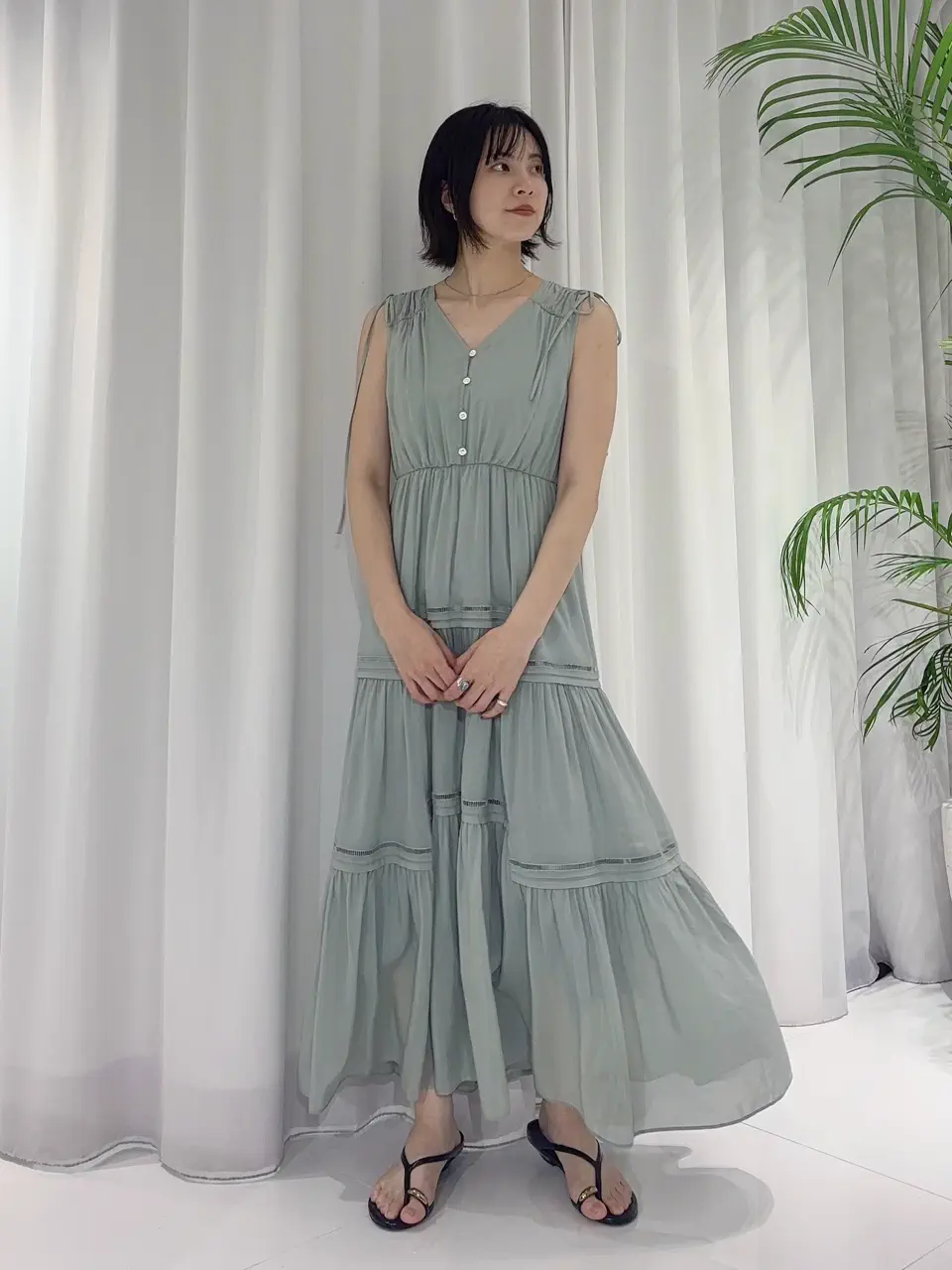 GRACE CONTINENTAL Hikaru Okada コーディネート画像