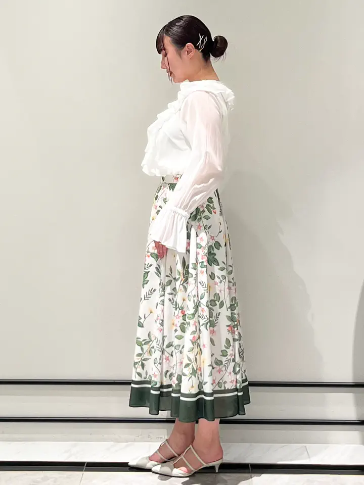 GRACE CONTINENTAL CHISAKO.S コーディネート画像