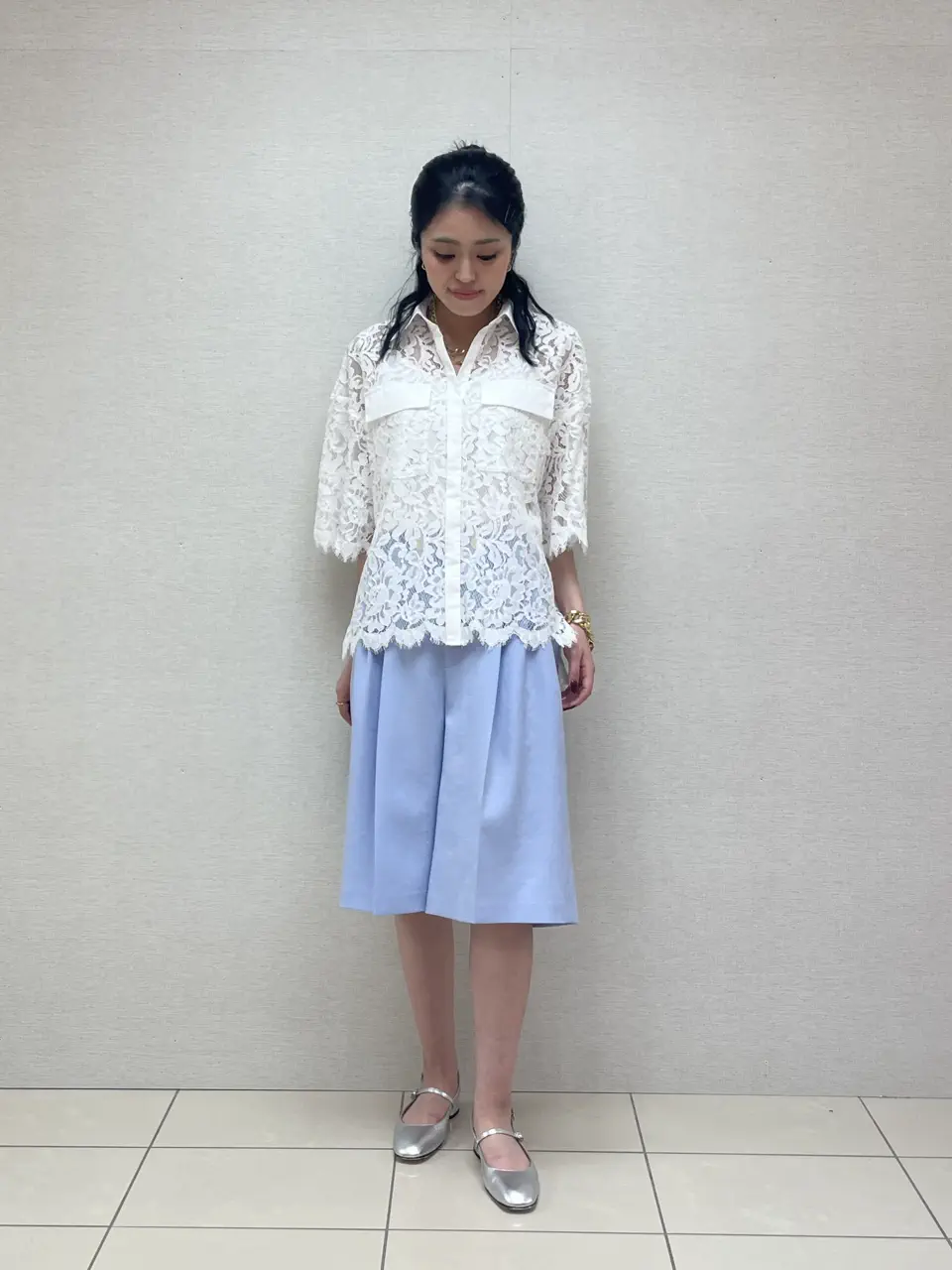  yoshi コーディネート画像