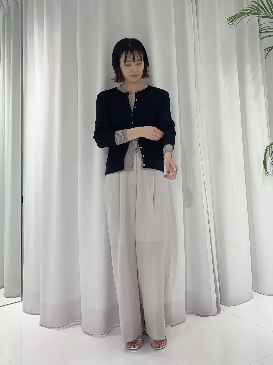 GRACE CONTINENTAL Hikaru Okada コーディネート画像