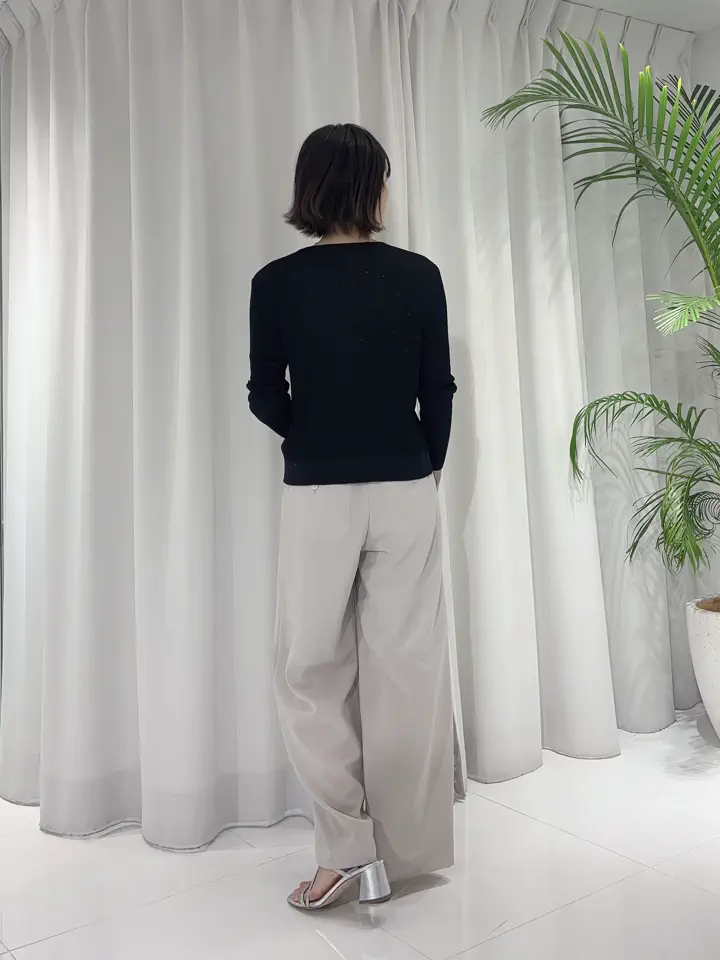 GRACE CONTINENTAL Hikaru Okada コーディネート画像