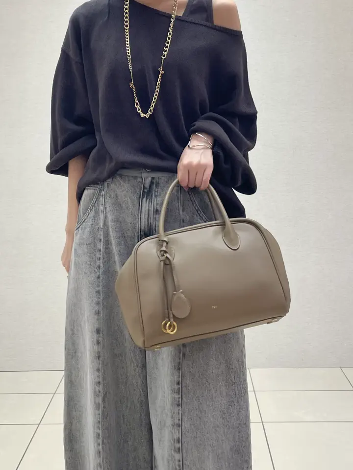 GRACE CONTINENTAL yoshi コーディネート画像