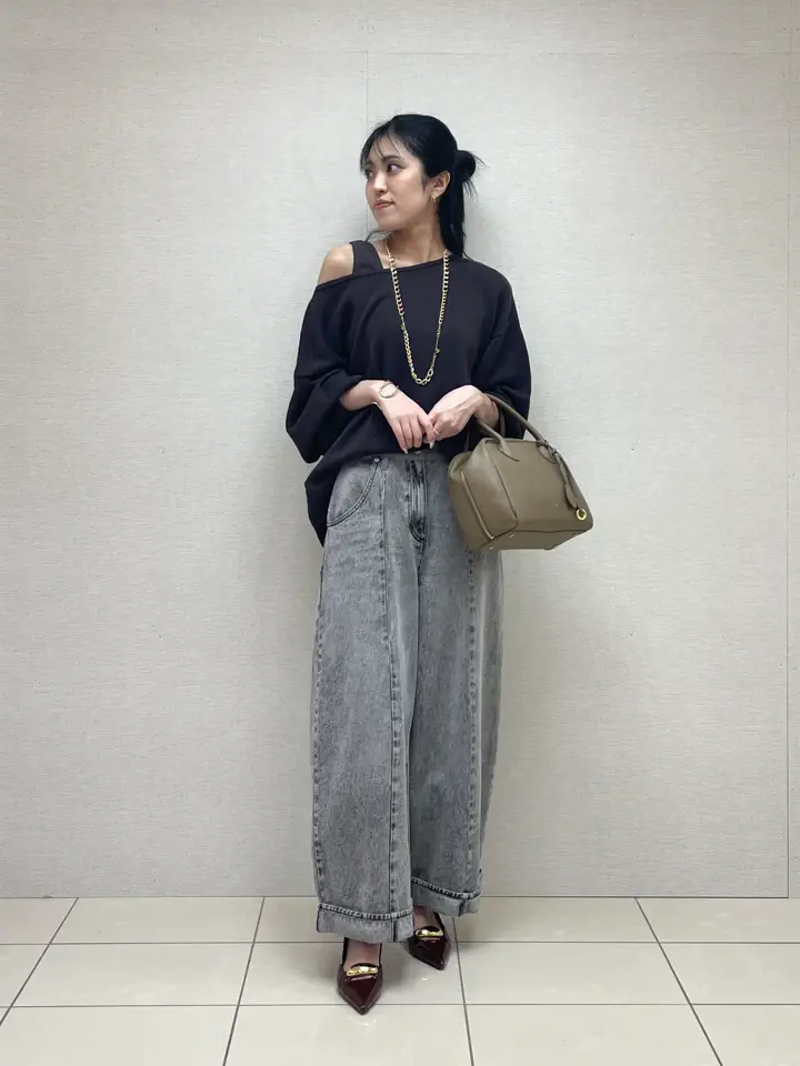 GRACE CONTINENTAL yoshi コーディネート画像