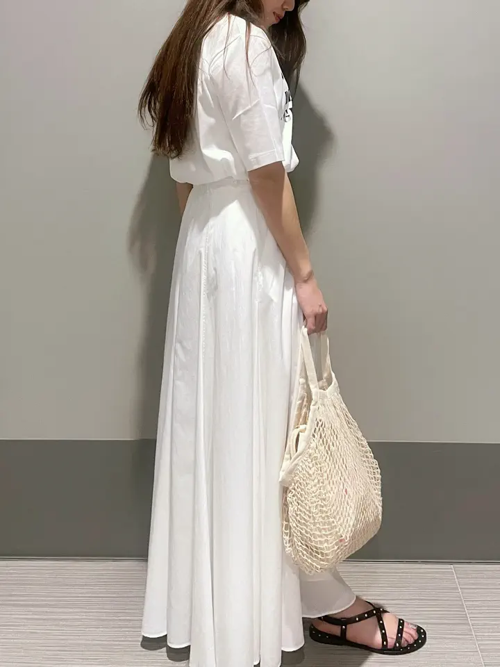 GRACE CONTINENTAL 細川　もなみ コーディネート画像