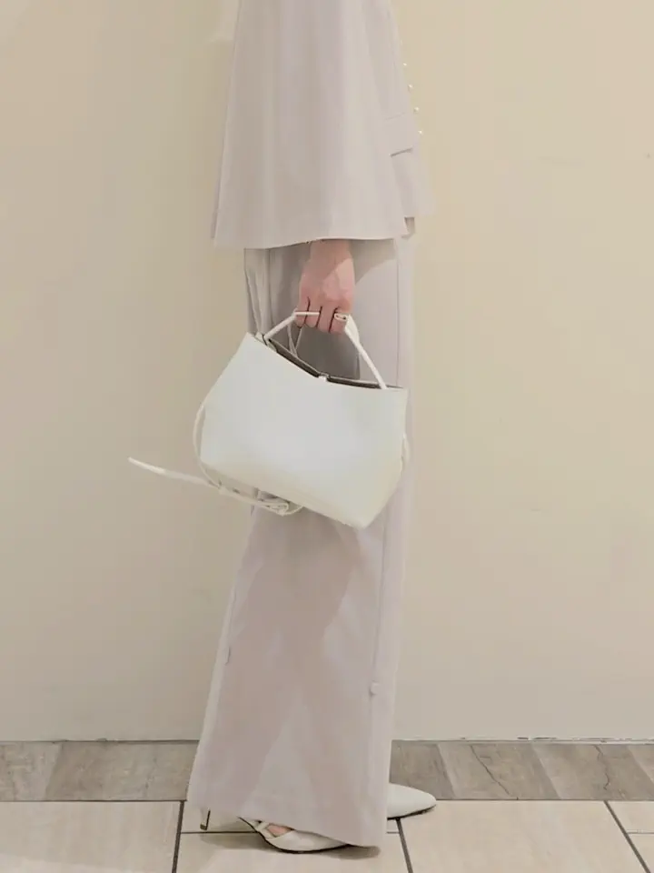 GRACE CONTINENTAL isono yui コーディネート画像