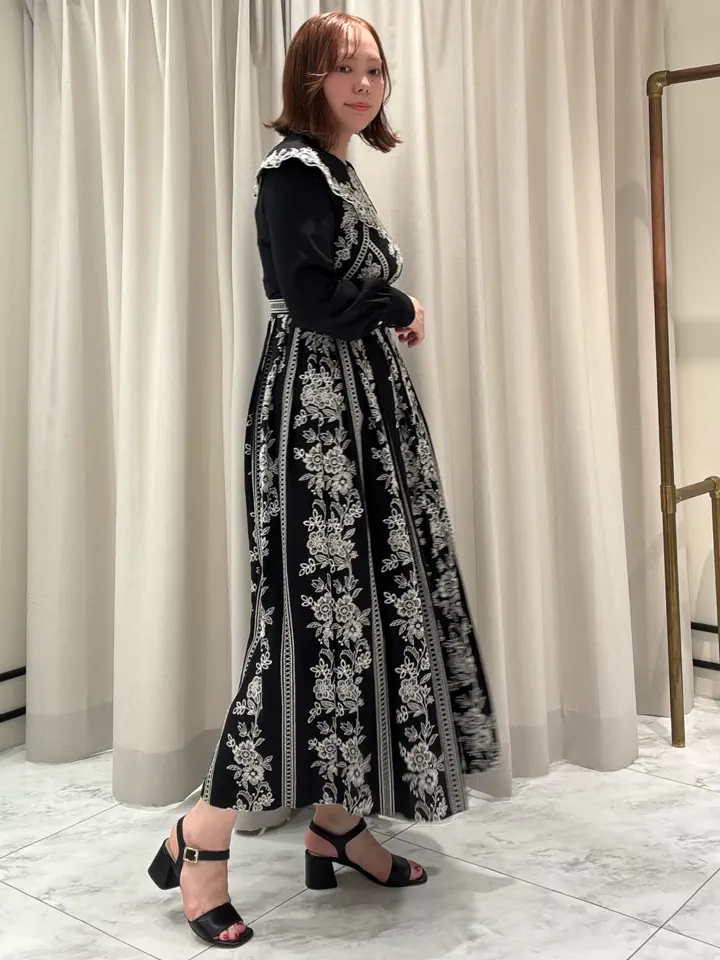 GRACE CONTINENTAL Izumi コーディネート画像