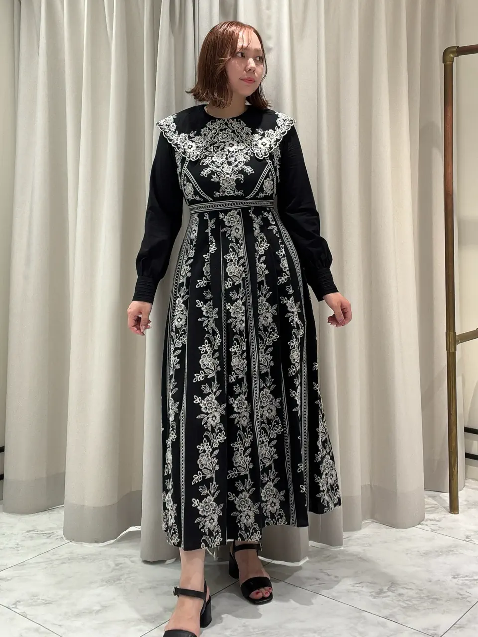 GRACE CONTINENTAL Izumi コーディネート画像