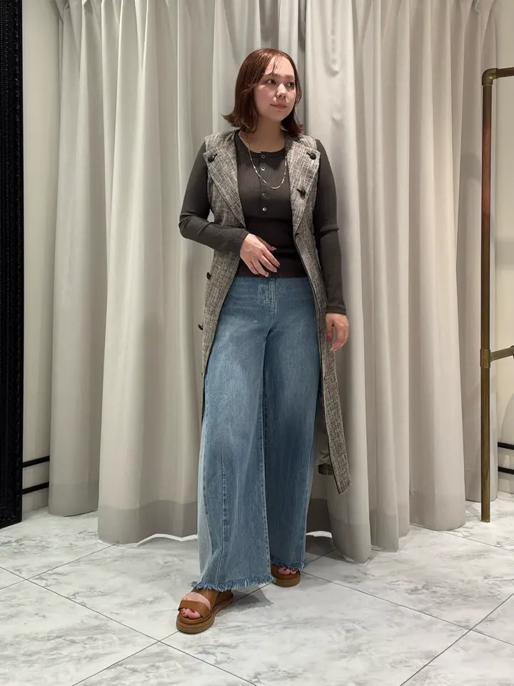 GRACE CONTINENTAL Izumi コーディネート画像