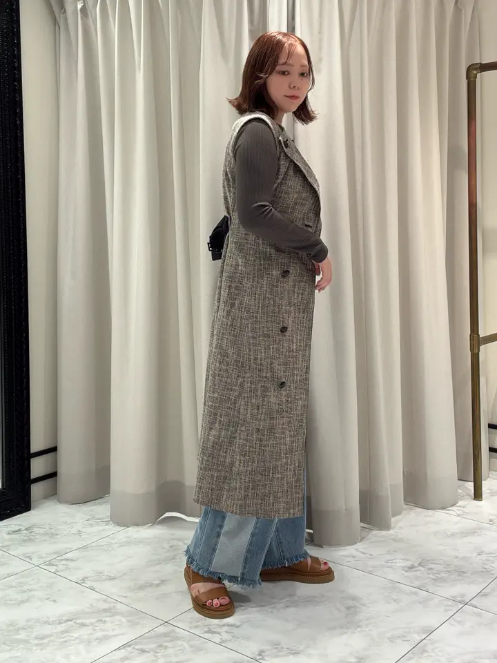 GRACE CONTINENTAL Izumi コーディネート画像