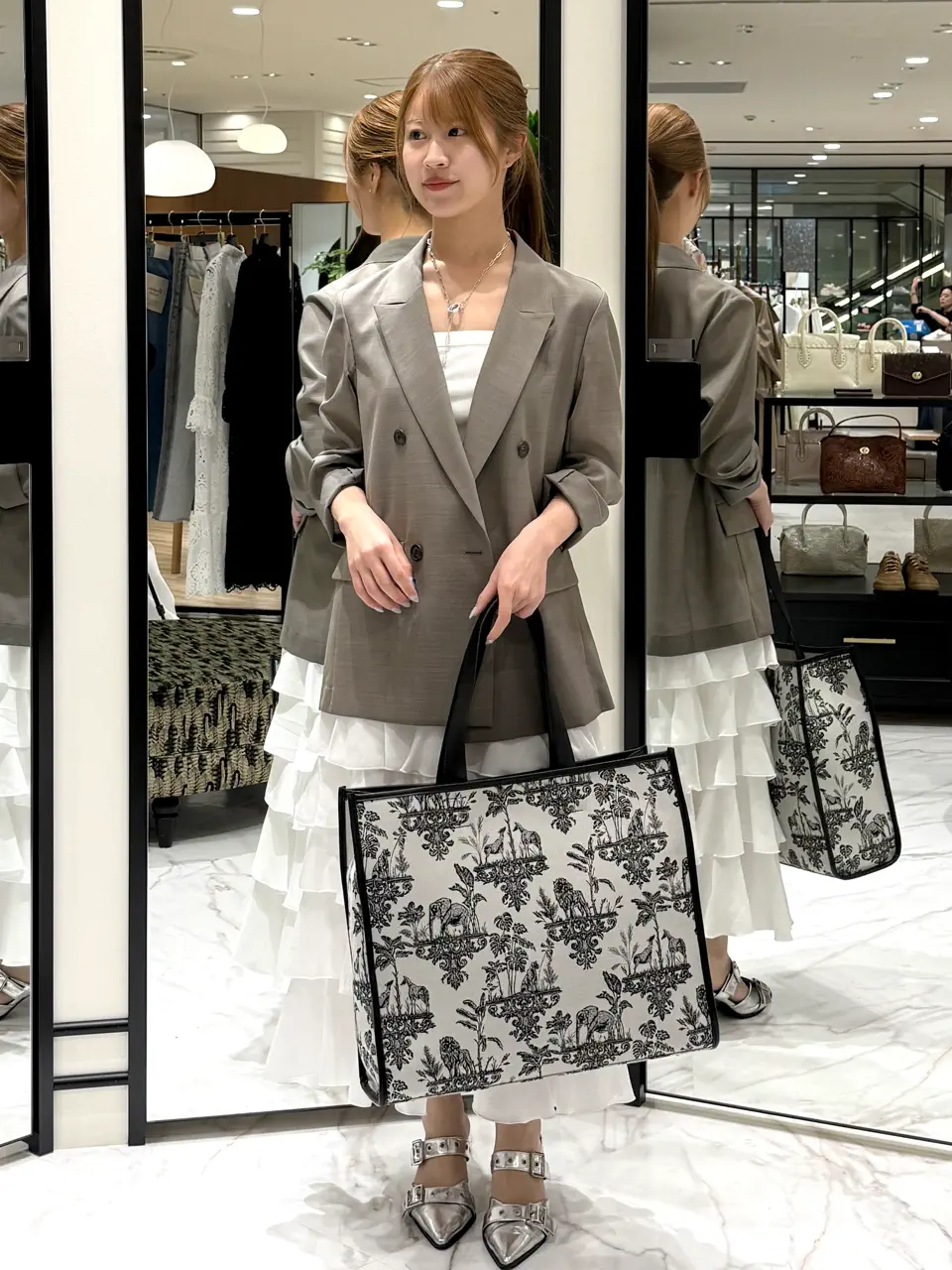 GRACE CONTINENTAL s.kondo コーディネート画像