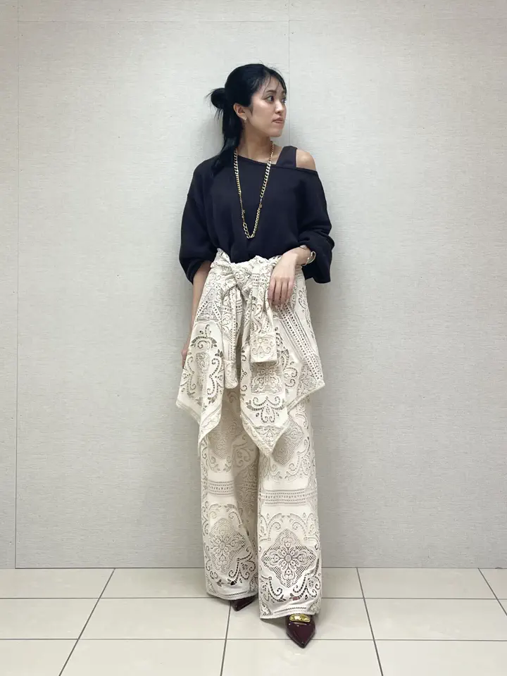 GRACE CONTINENTAL yoshi コーディネート画像